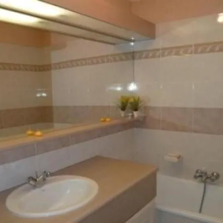Apartment Frejus, 2 Pieces, 4 Personnes - Fr-1-226a-35 Frejus
